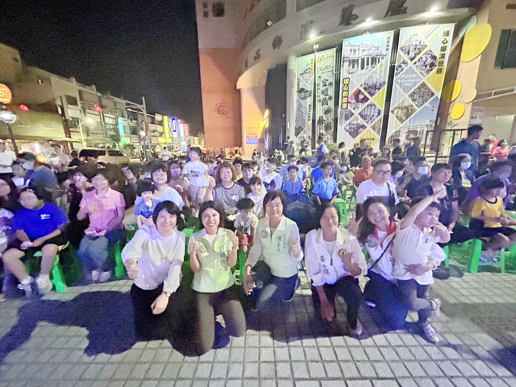 立委、縣議員爭取傳統掌中戲團演出 埔心小孩感受父母兒時趣 - https://www.watchmedia01.com