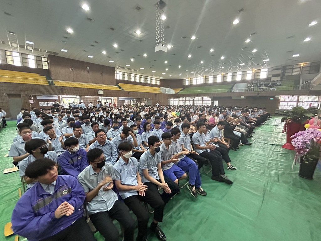 國立秀水高工建校八十七周年育才有成 校慶大會校友回饋母校感人 - https://www.watchmedia01.com