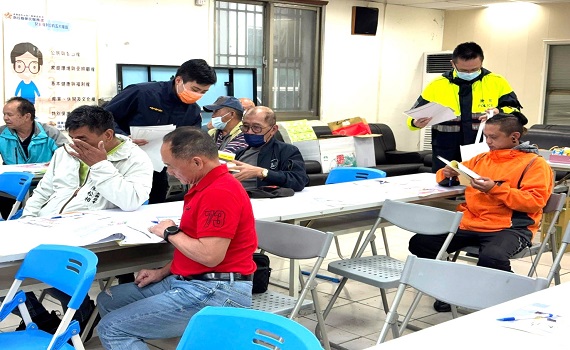 仁愛警偕同南投榮服處 齊力宣導識詐及關懷退役官兵 - https://www.watchmedia01.com