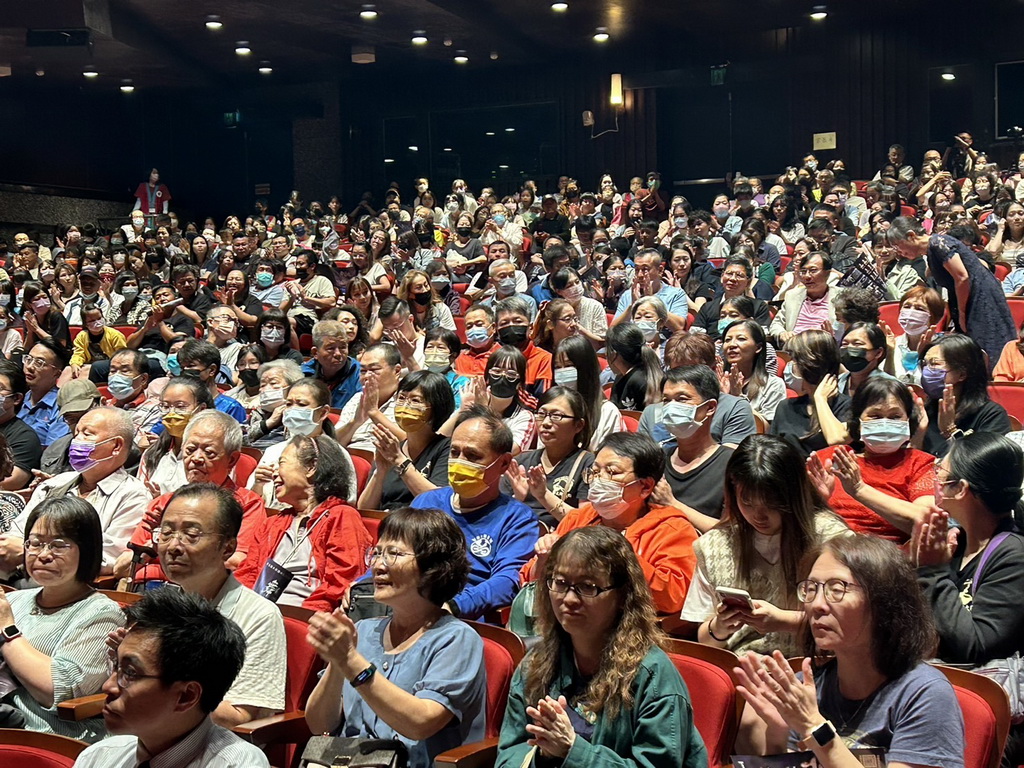 大同國中舞蹈班成果發表 十齣舞碼十分精采 - https://www.watchmedia01.com