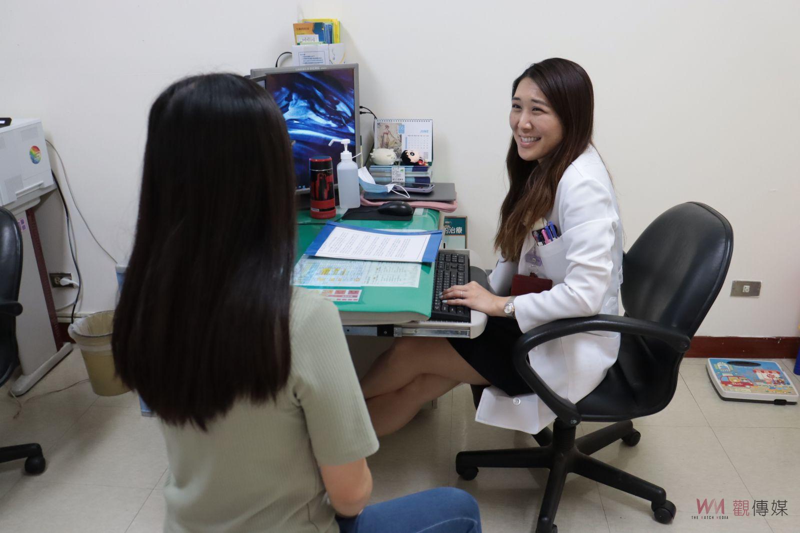 （有影片）／丈夫外遇自己的閨蜜　全職主婦遭雙重背叛憂鬱症上身 - https://www.watchmedia01.com