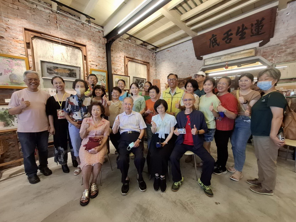 高中國文老師林孟輝接手源成發商行 匯集百年在地文史藝術行銷田中 - https://www.watchmedia01.com