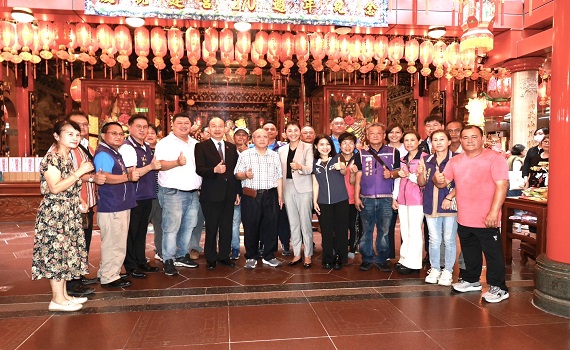 台北市慈祐宮捐車改善仁愛鄉交通 許縣長頒贈感謝狀表感謝 - https://www.watchmedia01.com
