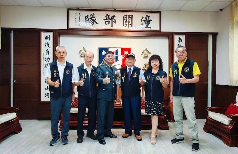 陽光男孩林容德將藝術帶入軍中　舒展南測中心官兵身心靈 - https://www.watchmedia01.com