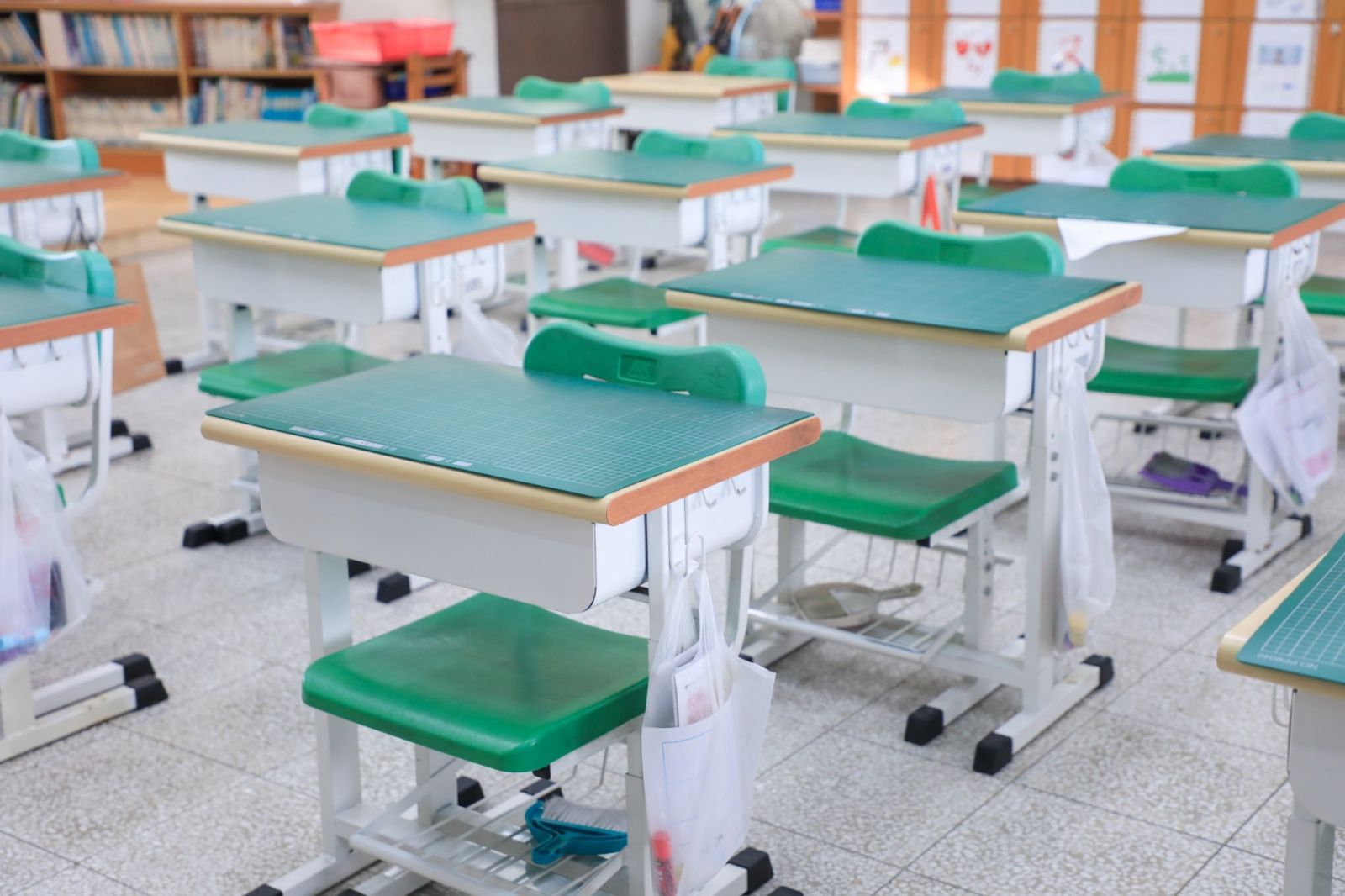 孩子教育最重要 非做不可！ 中市府推「陪你長大」可調式課桌椅計畫 - https://www.watchmedia01.com