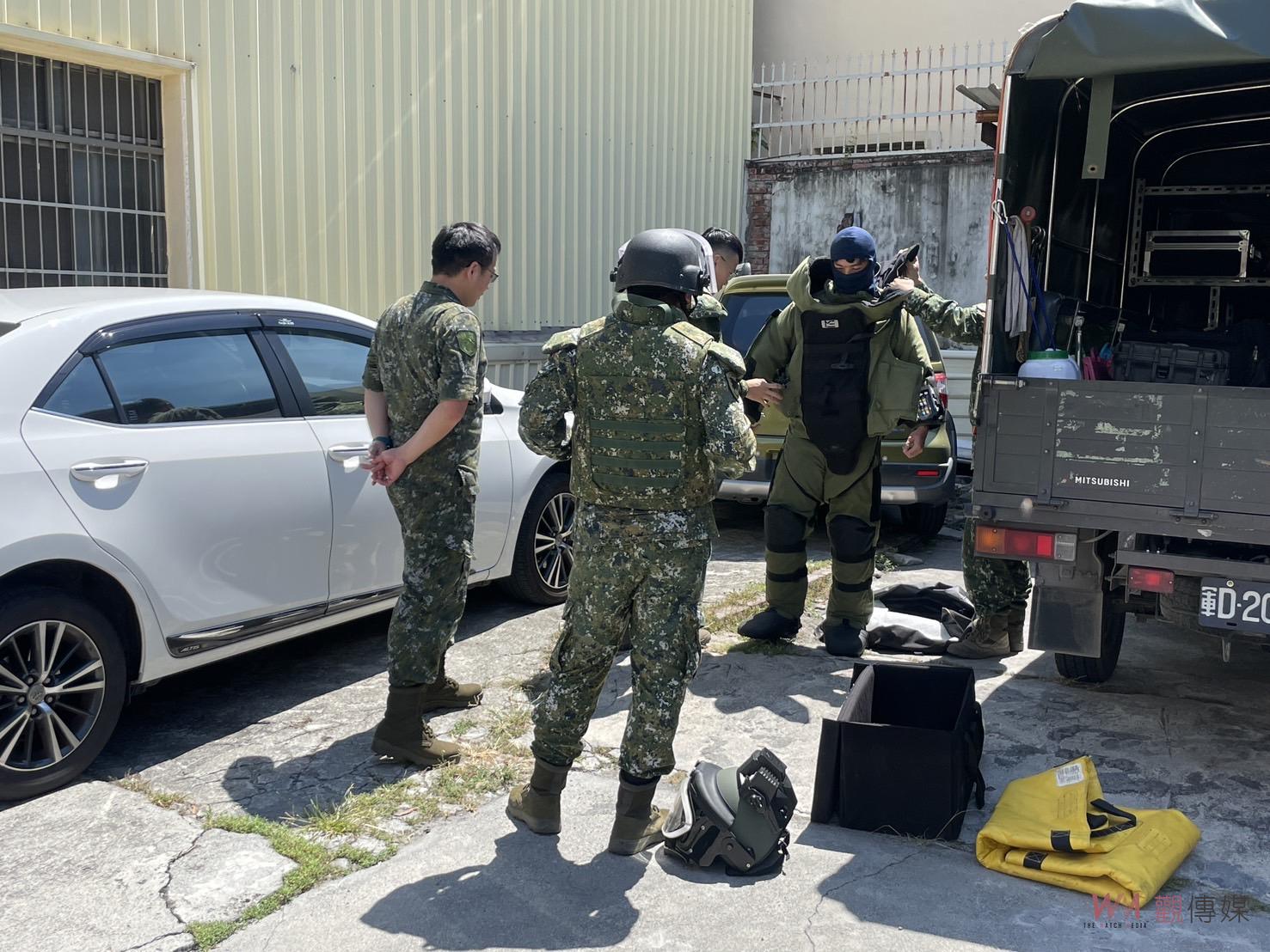 （有影片）／員林市驚現以色列製破砲照明彈　放置在騎樓洗手檯旁二年多 - https://www.watchmedia01.com