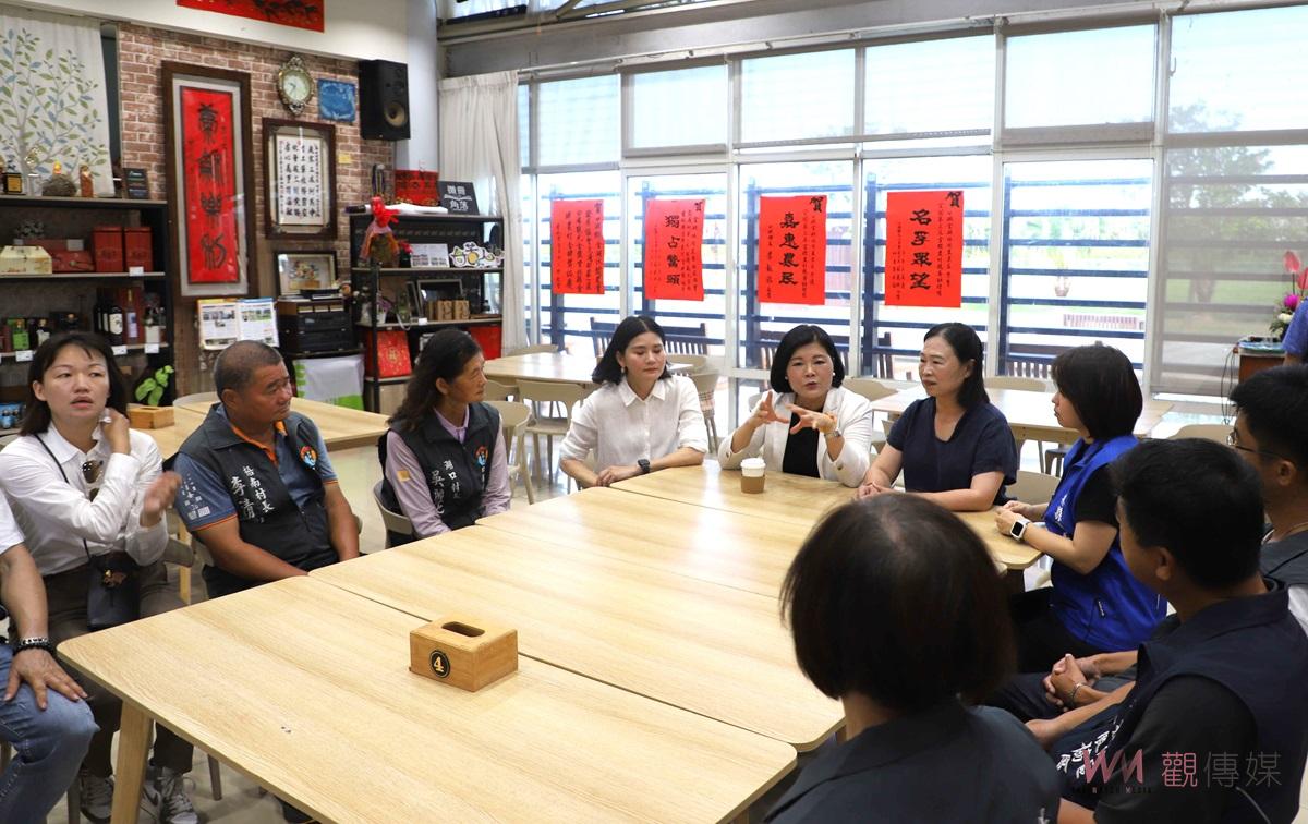 金湖休閒農業區獲金牌農村銅牌　縣長張麗善親臨張貼紅榜祝賀 - https://www.watchmedia01.com