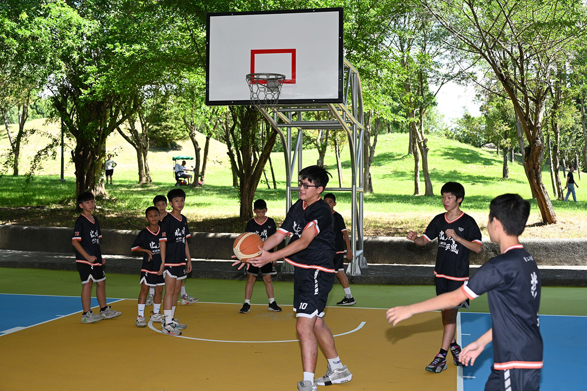 太陽能光電屋頂 羅東運動公園球場完工啟用 - https://www.watchmedia01.com