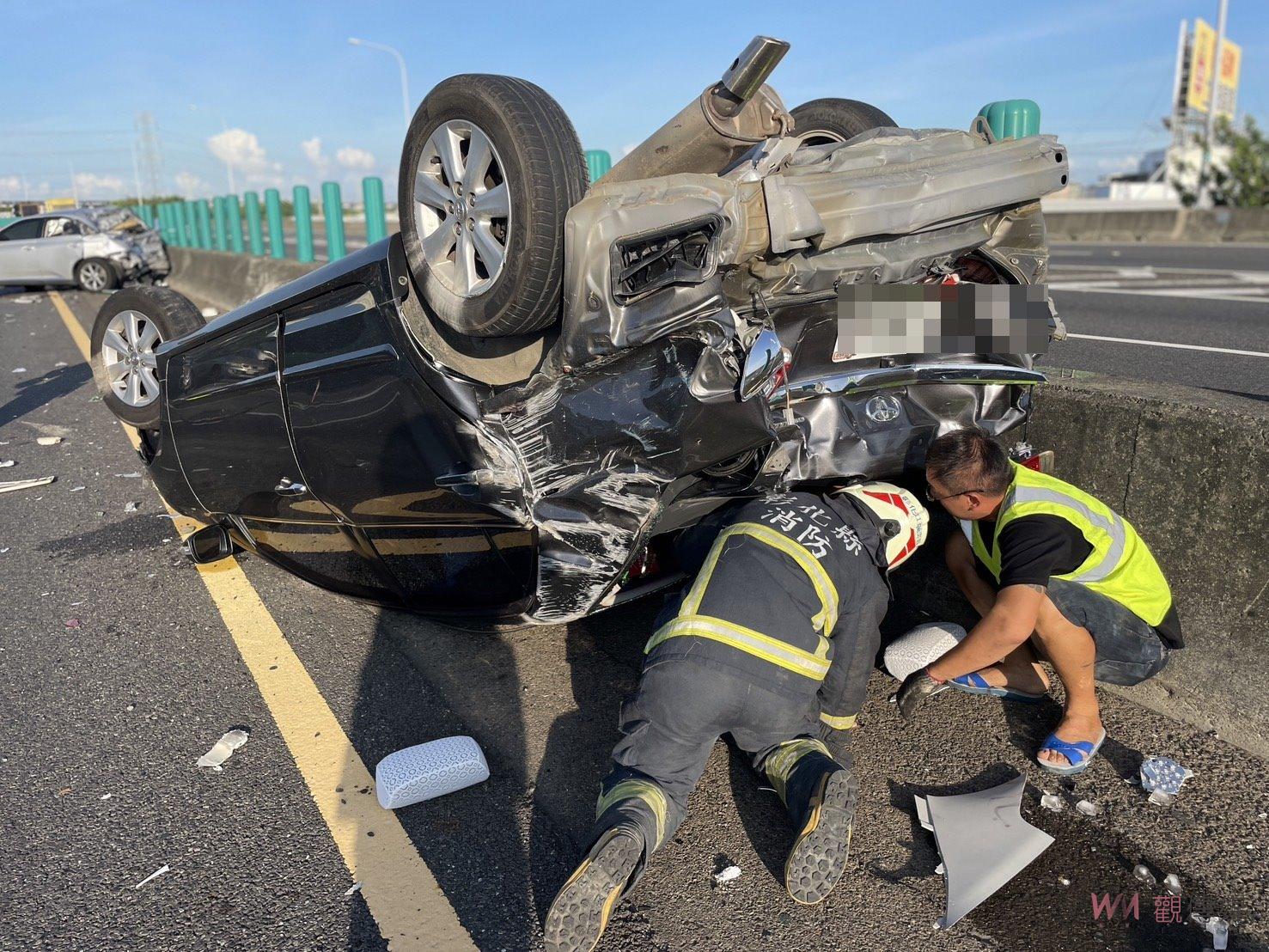 （有影片）／國道1號彰化路段兩起事故共五車追撞　貨車司機遭夾困釀2人傷 - https://www.watchmedia01.com