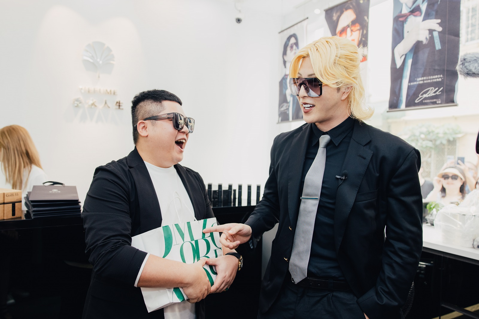 羅蘭擔任LAGOLFI香水一日店長　六款命定香水引爆粉絲熱潮 - https://www.watchmedia01.com