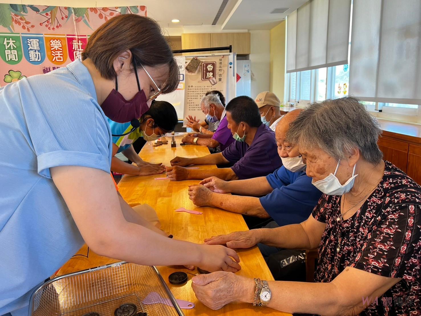 （有影片）／福興秀和苑日照中心長輩手作香牌　療癒心靈 享受美好生活 - https://www.watchmedia01.com