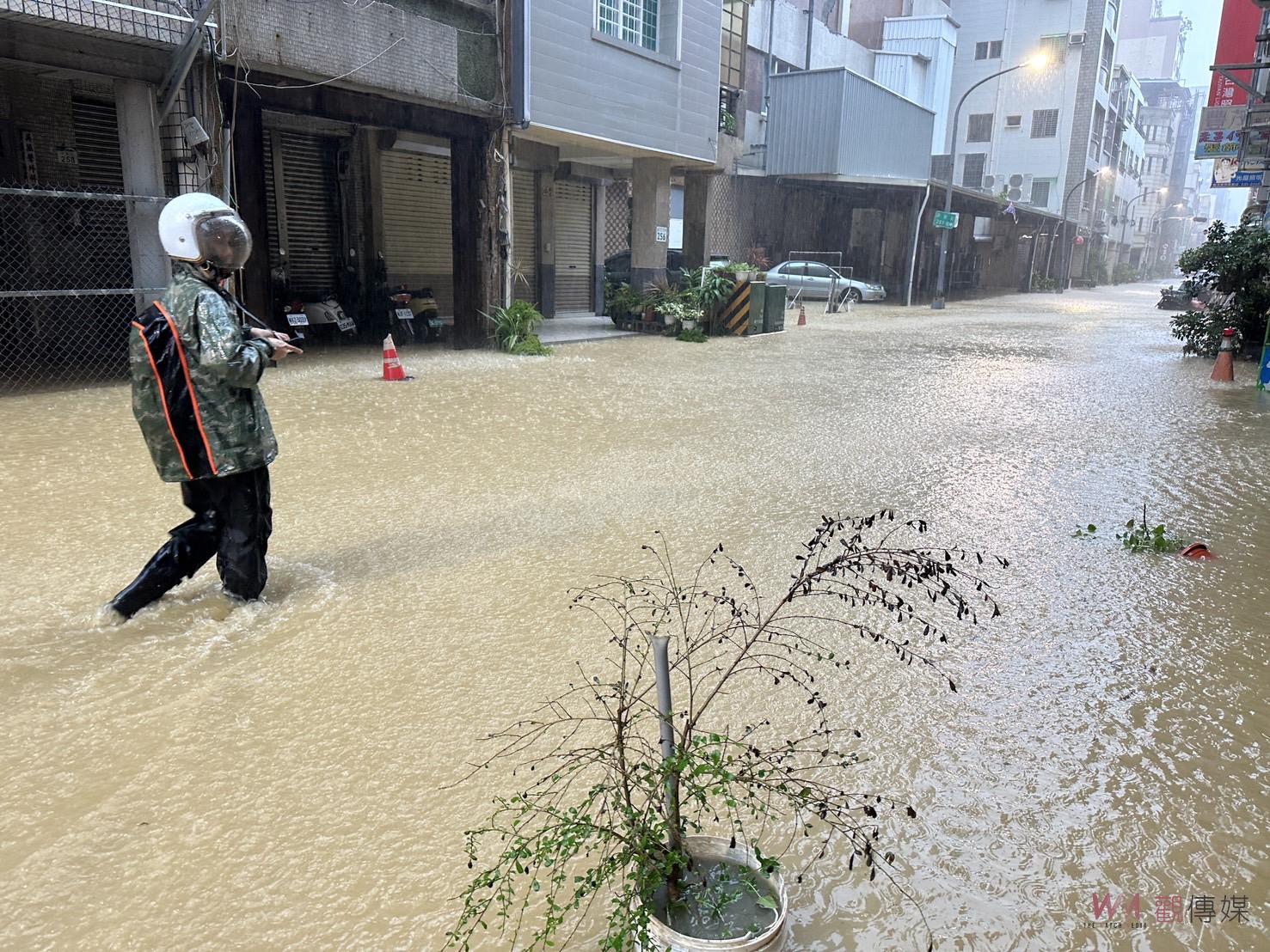 直擊／凱米颱風暴雨 高市府持續動員救援積淹水災情 - https://www.watchmedia01.com