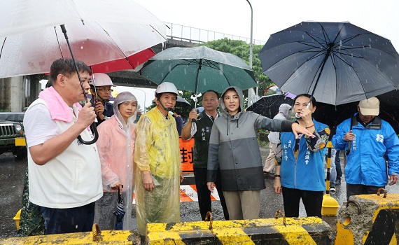 凱米颱風造成多處災情　許淑華縣長冒雨埔里勘災 - https://www.watchmedia01.com
