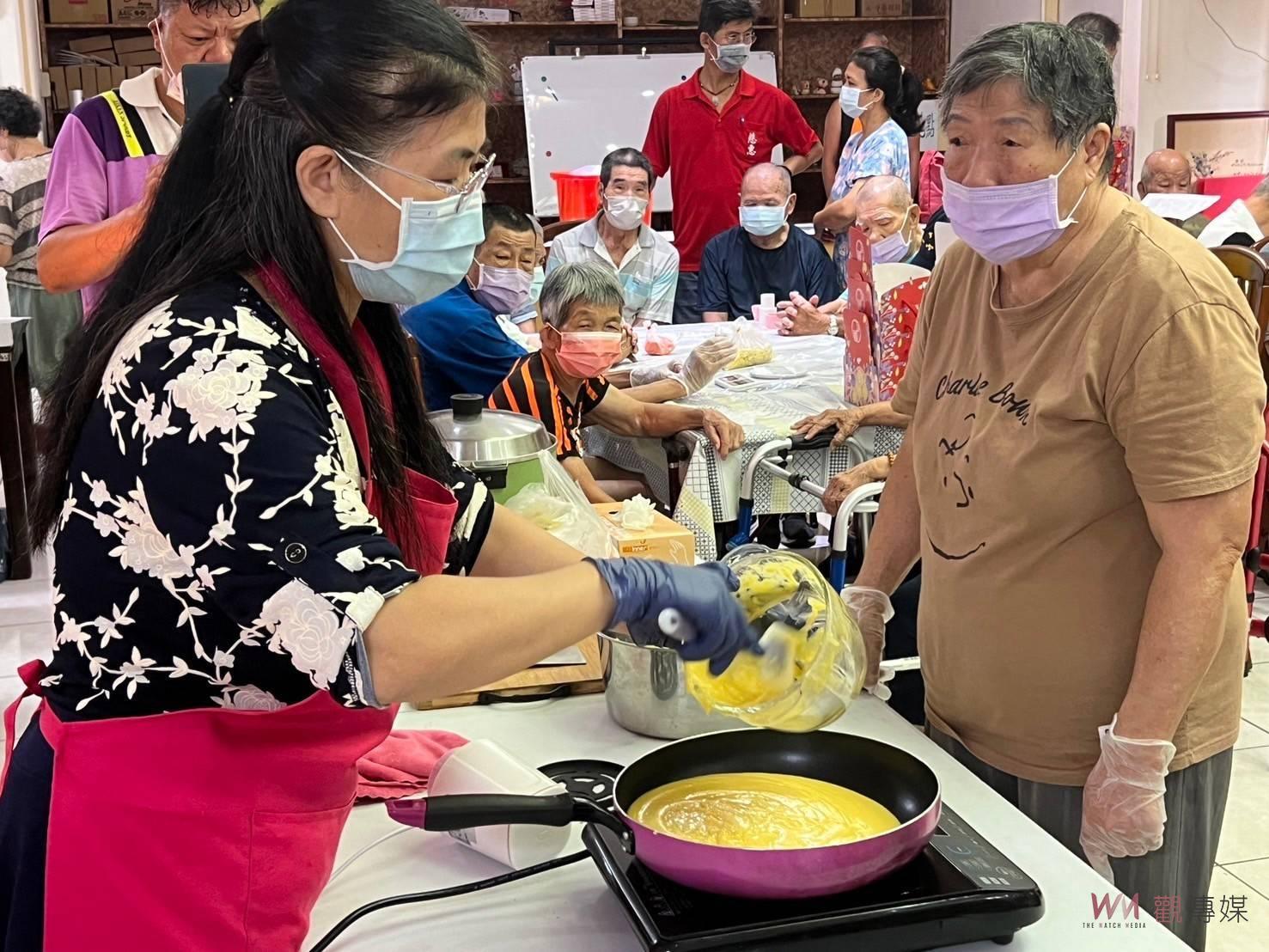 （有影片）／傳承美味與樂趣　彰化榮家長輩共製綠豆糕　清涼消暑又健康 - https://www.watchmedia01.com