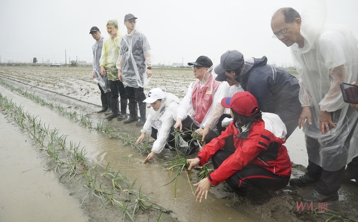 （有影片）／卓榮泰冒雨視察雲林農損水利　地方建議簡化補助流程速復耕 - https://www.watchmedia01.com