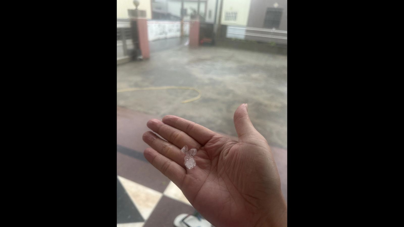 （有影片）／突如其來的冰雹驚艷彰化溪州　鄉民紛紛拿手機記　60多年首見 - https://www.watchmedia01.com