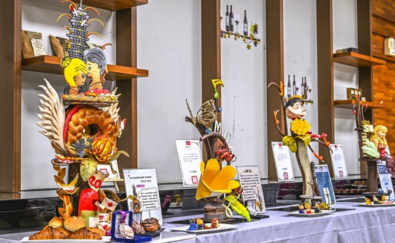 屏科大連四年全國技能競賽奪金 餐旅系洪翎珊表現亮眼 - https://www.watchmedia01.com