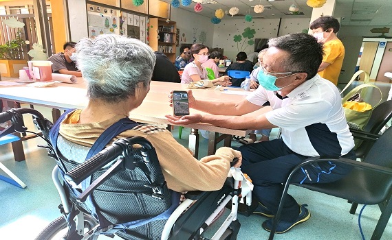 中榮埔里分院附設精神護理之家家屬座談會新亮點：世界咖啡館和AI打造主題曲 - https://www.watchmedia01.com