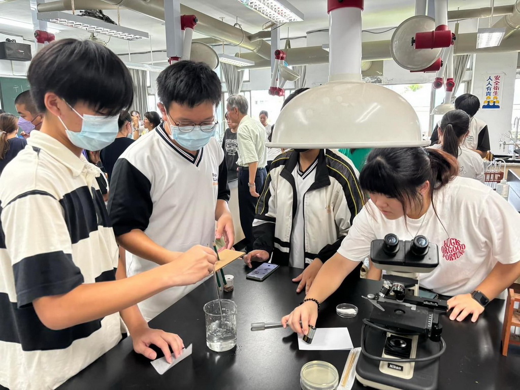 2024員林高中科學暨醫學STEAM探究營 校友洪瑞兒以醫學公衛專 - https://www.watchmedia01.com