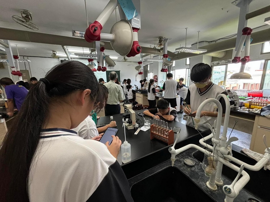 2024員林高中科學暨醫學STEAM探究營 校友洪瑞兒以醫學公衛專 - https://www.watchmedia01.com