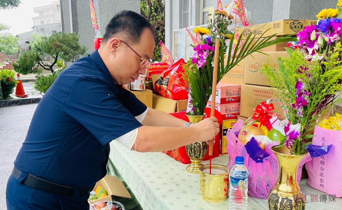 北港警分局舉辦中元普渡儀式　分局長張澤銘主祭祈求平安 - https://www.watchmedia01.com