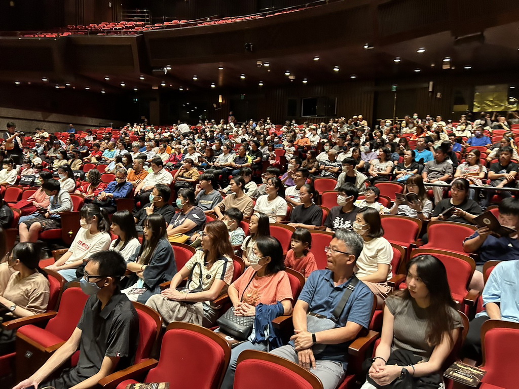 員林高中校友管樂團音樂會 畢業後走過二十年樂來越愛你 - https://www.watchmedia01.com