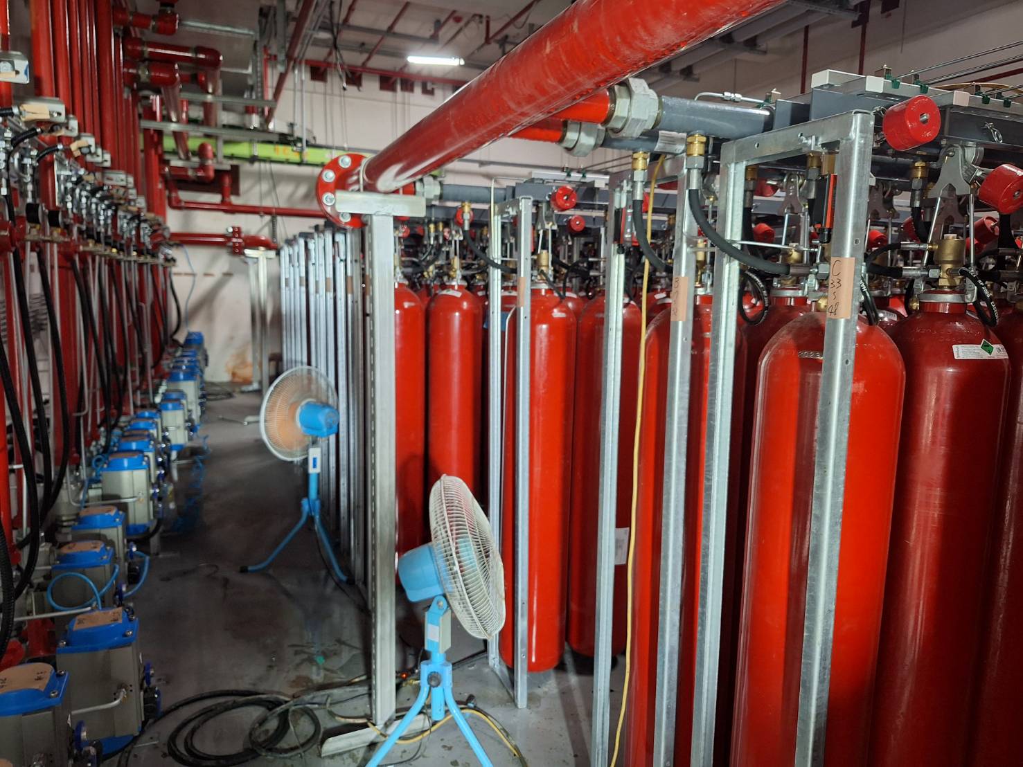 （有影片）／海龍風電陸域降壓站二氧化碳外洩　工人不斷從衝出廠房逃命 - https://www.watchmedia01.com