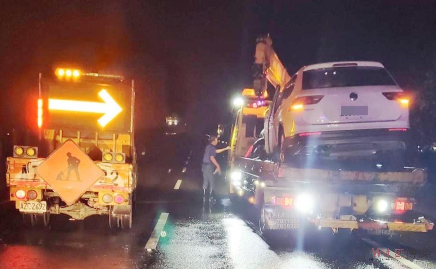 臺61線天雨路滑自撞事故　北港警冒雨即時疏導車流 - https://www.watchmedia01.com