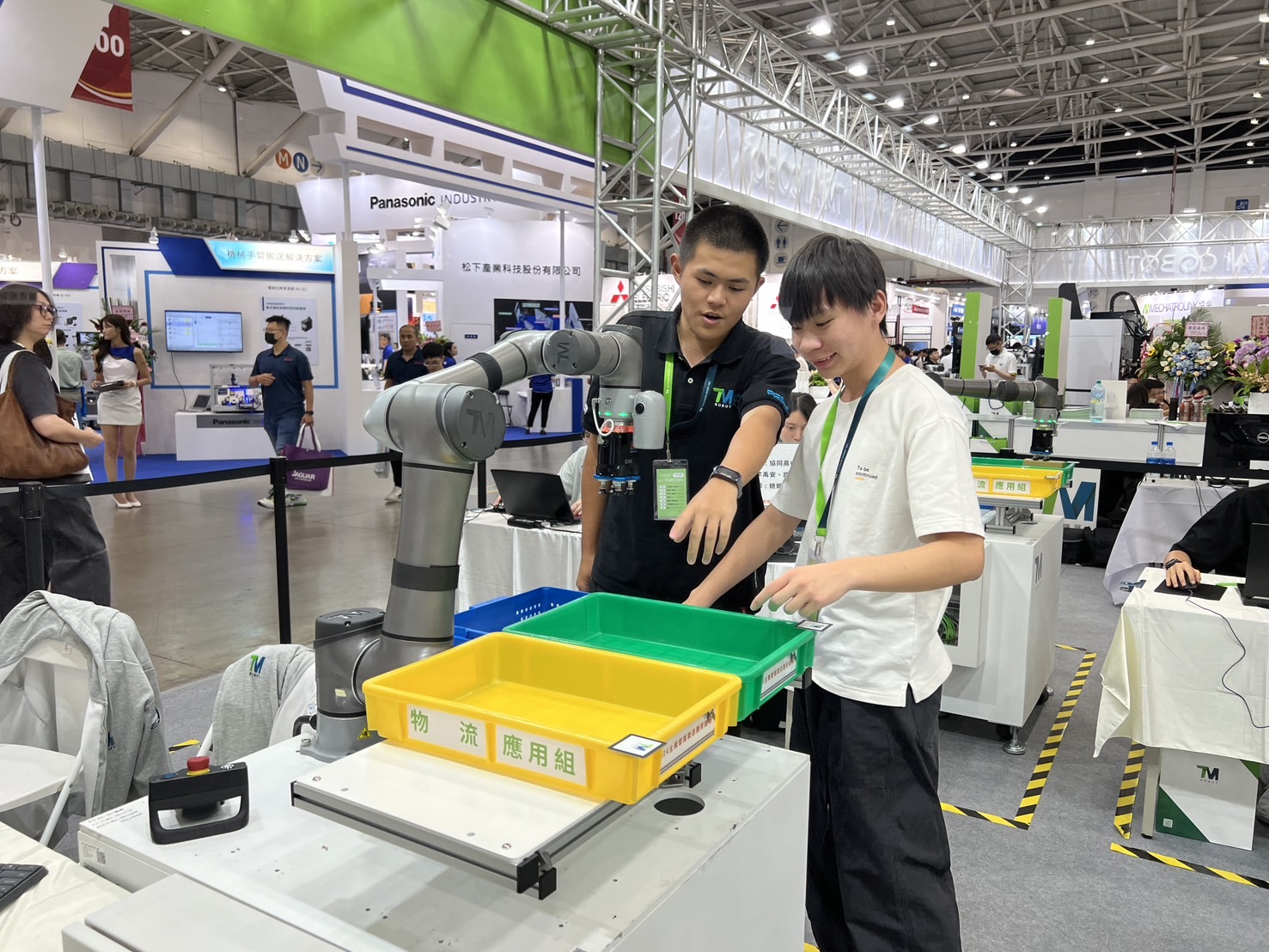 「全國智慧製造應用競賽」 多組選手同台較勁 - https://www.watchmedia01.com