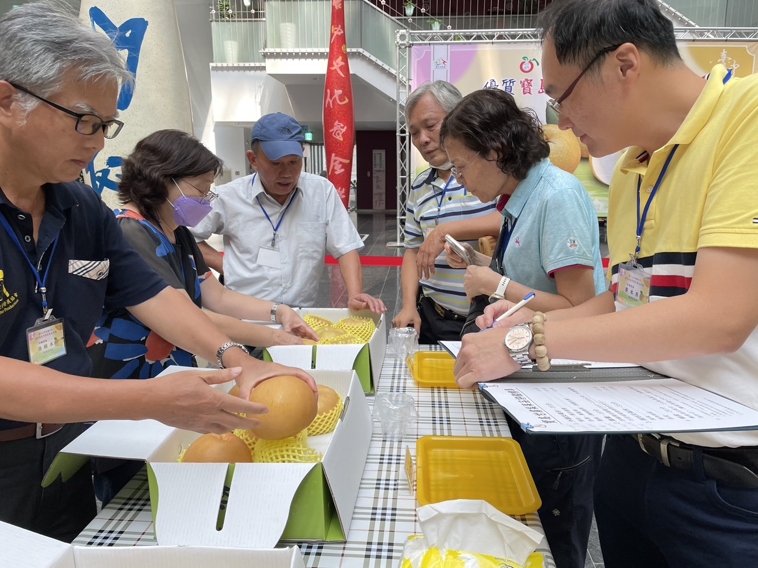 中市寶島甘露梨果品評鑑 林仁傑農友榮獲今年度寶島甘露梨王！ - https://www.watchmedia01.com