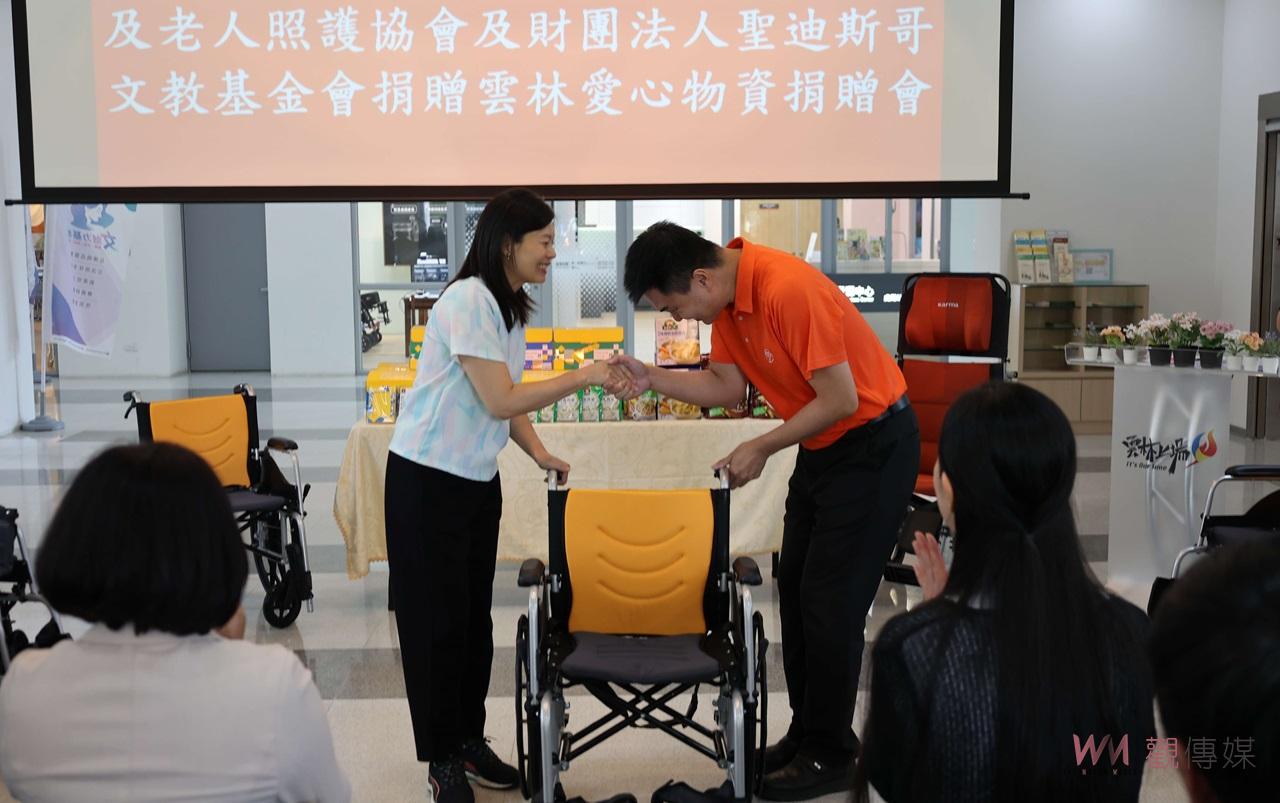 （有影片）／兒童及老人照護協會攜手企業捐贈物資　張麗善：捨得 讓愛轉動善心不息 - https://www.watchmedia01.com