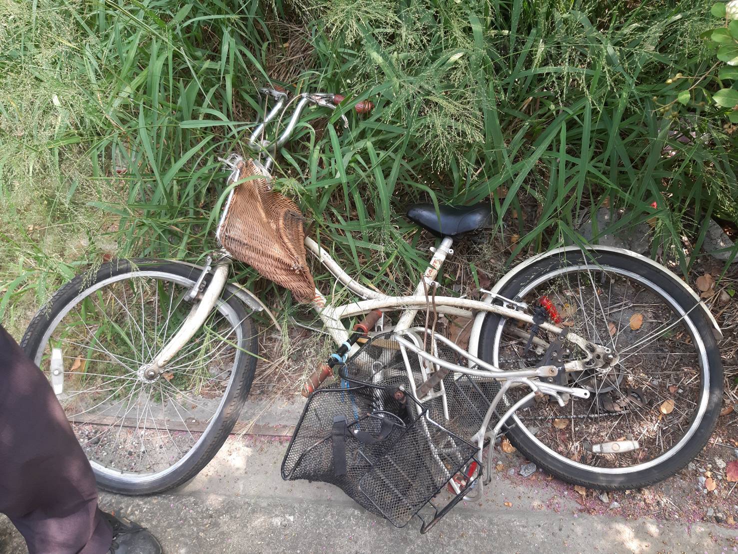 驚魂！花壇八旬婦騎腳踏車遭大貨車撞擊拖行數十米　傷重不治身亡 - https://www.watchmedia01.com