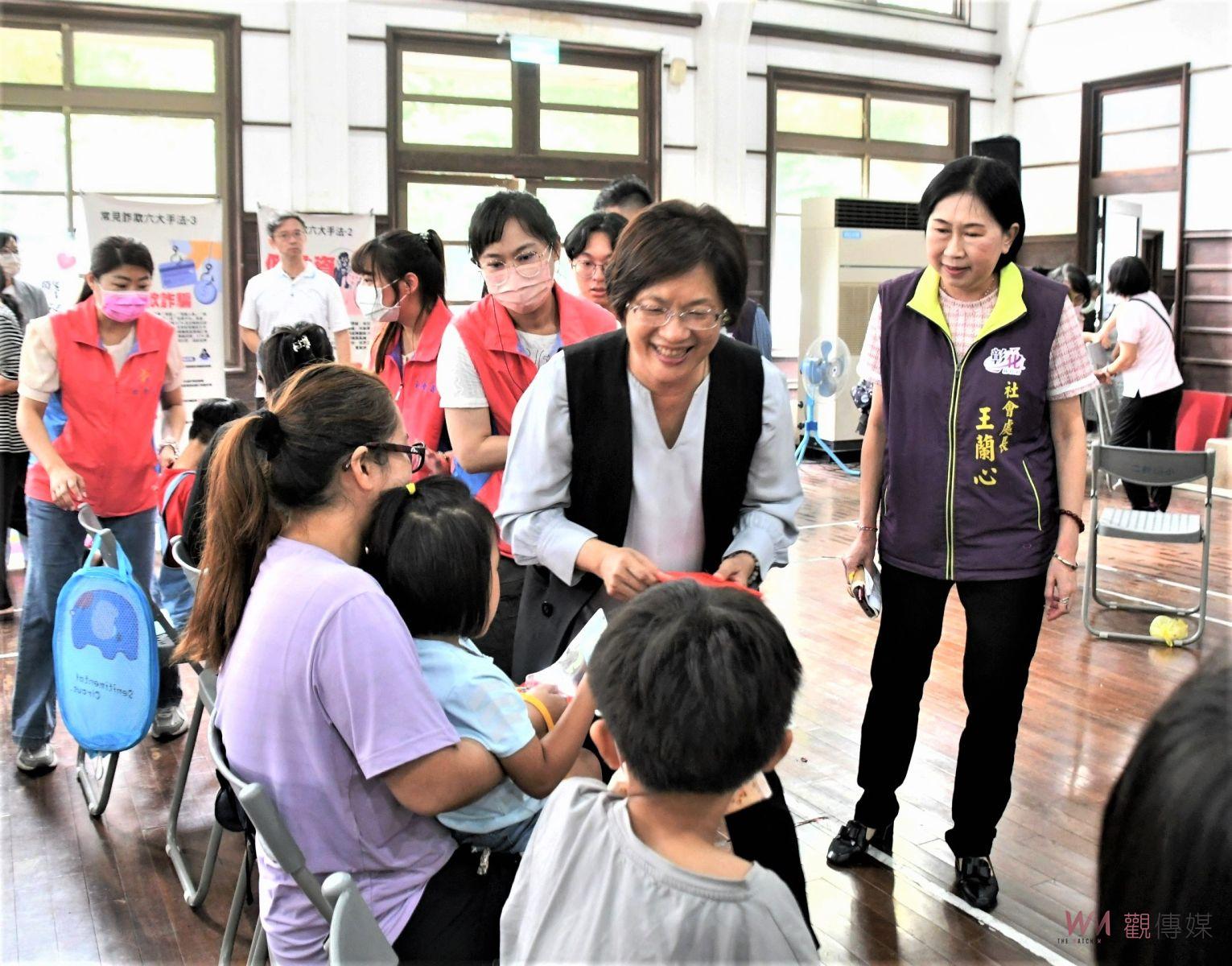 （有影片）／中秋節關懷活動　愛心滿溢　彰化縣政府溫把暖送到每個角落 - https://www.watchmedia01.com