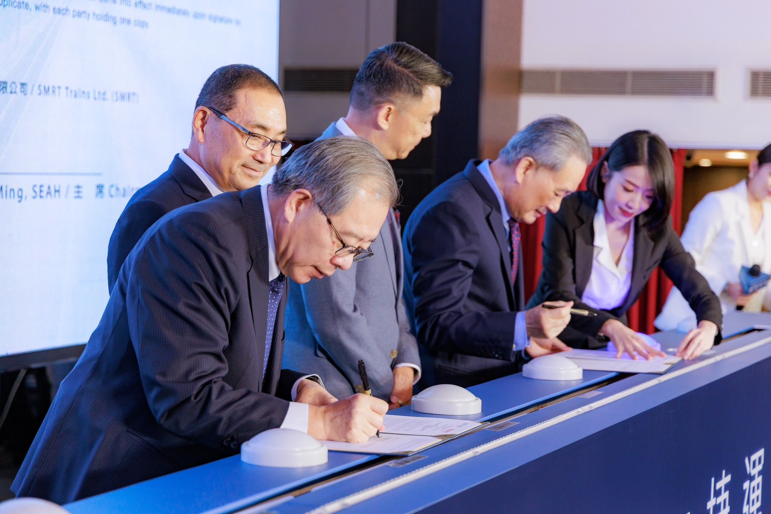 捷運聯盟與新加坡SMRT集團簽署合作備忘錄　與國際接軌相互汲取成功經驗 - https://www.watchmedia01.com