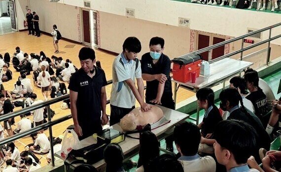開學季學知識　中市消防局校園宣導急救技能 同學獲益良多 - https://www.watchmedia01.com