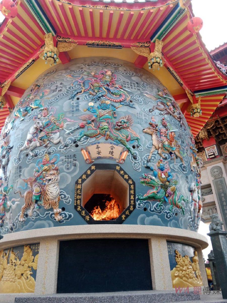金氏紀錄環保金爐落成啟用　武德宮同日宣佈成為全球首家碳中和寺廟 - https://www.watchmedia01.com