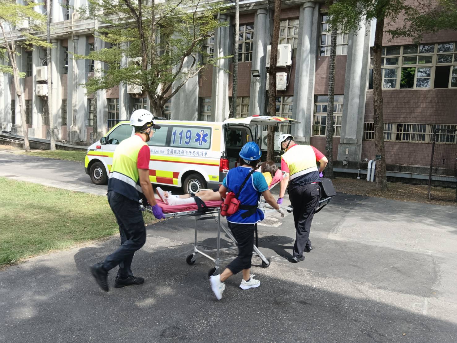 強震即時警報模擬地震訊息 宜縣選定羅東國中為示範觀摩演練學校 - https://www.watchmedia01.com