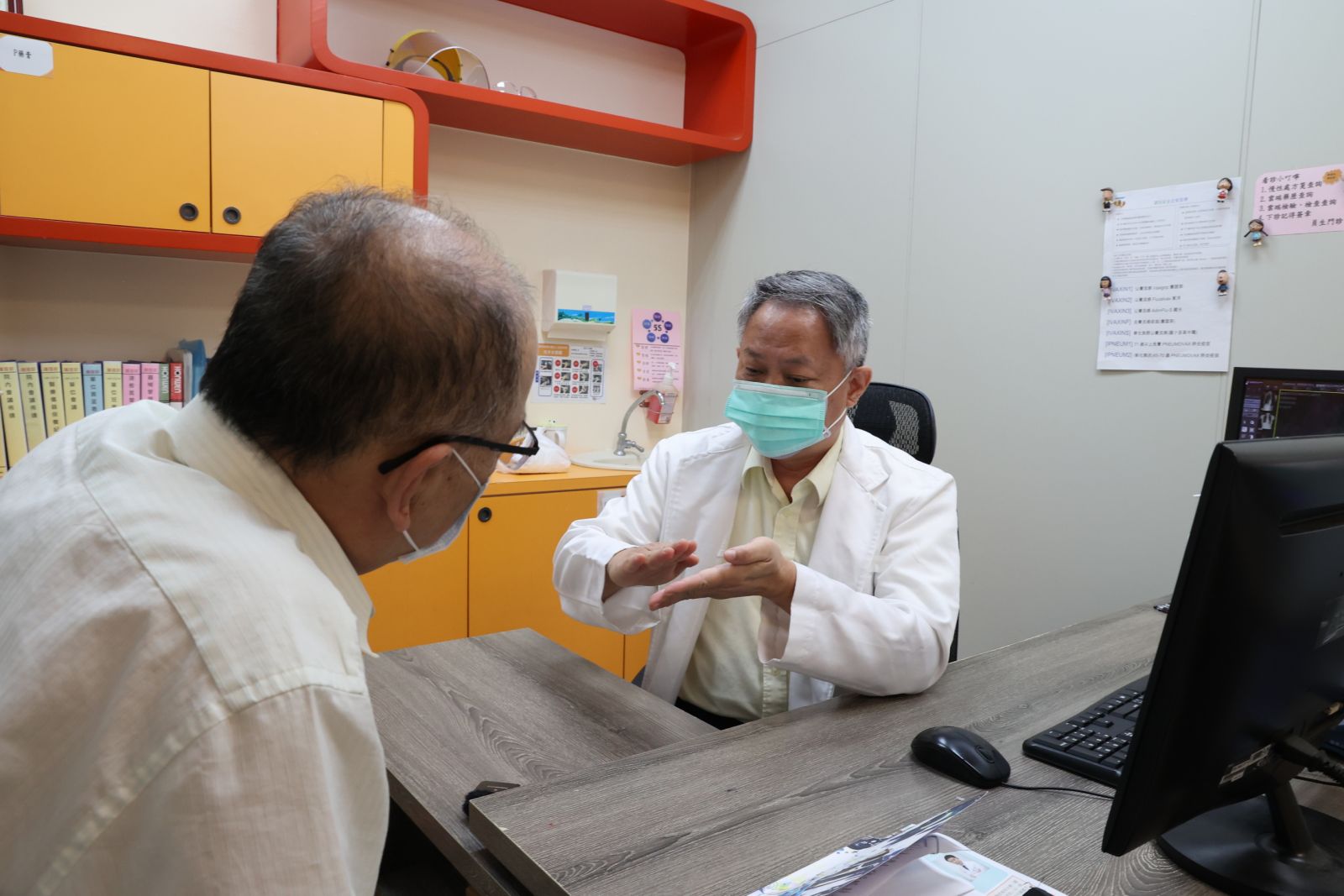 保養與運動平衡 從騎行到建築工地多族群面臨膝關節磨損風險 - https://www.watchmedia01.com