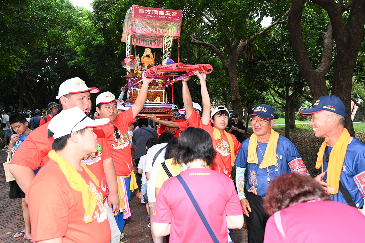蘭陽媽祖文化節第二天 遶境分三路巡境保平安 - https://www.watchmedia01.com