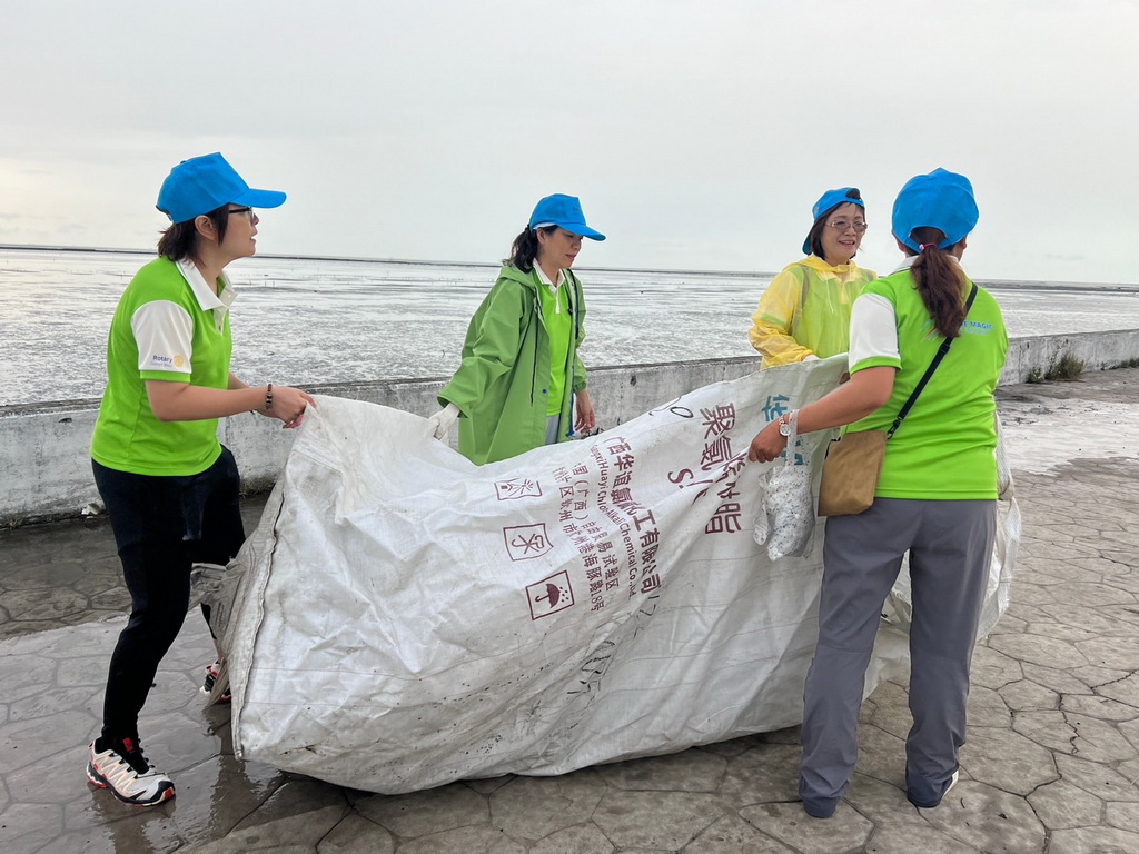國際扶輪3462地區響應全球國際淨灘日 號召社友漢寶濕地淨灘護國土 - https://www.watchmedia01.com