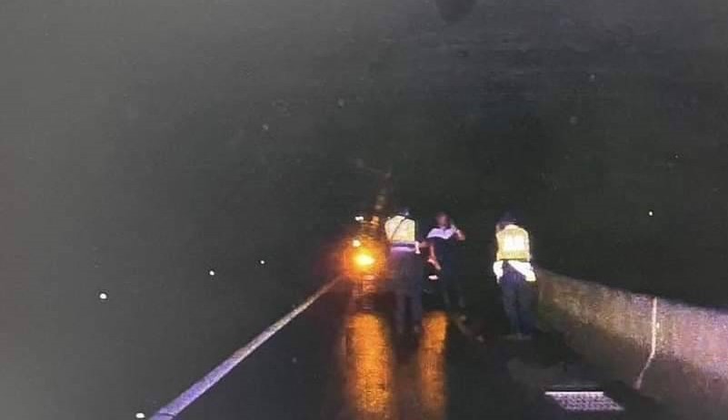 深夜車拋錨險象環生　臺西警即刻伸援解困 - https://www.watchmedia01.com