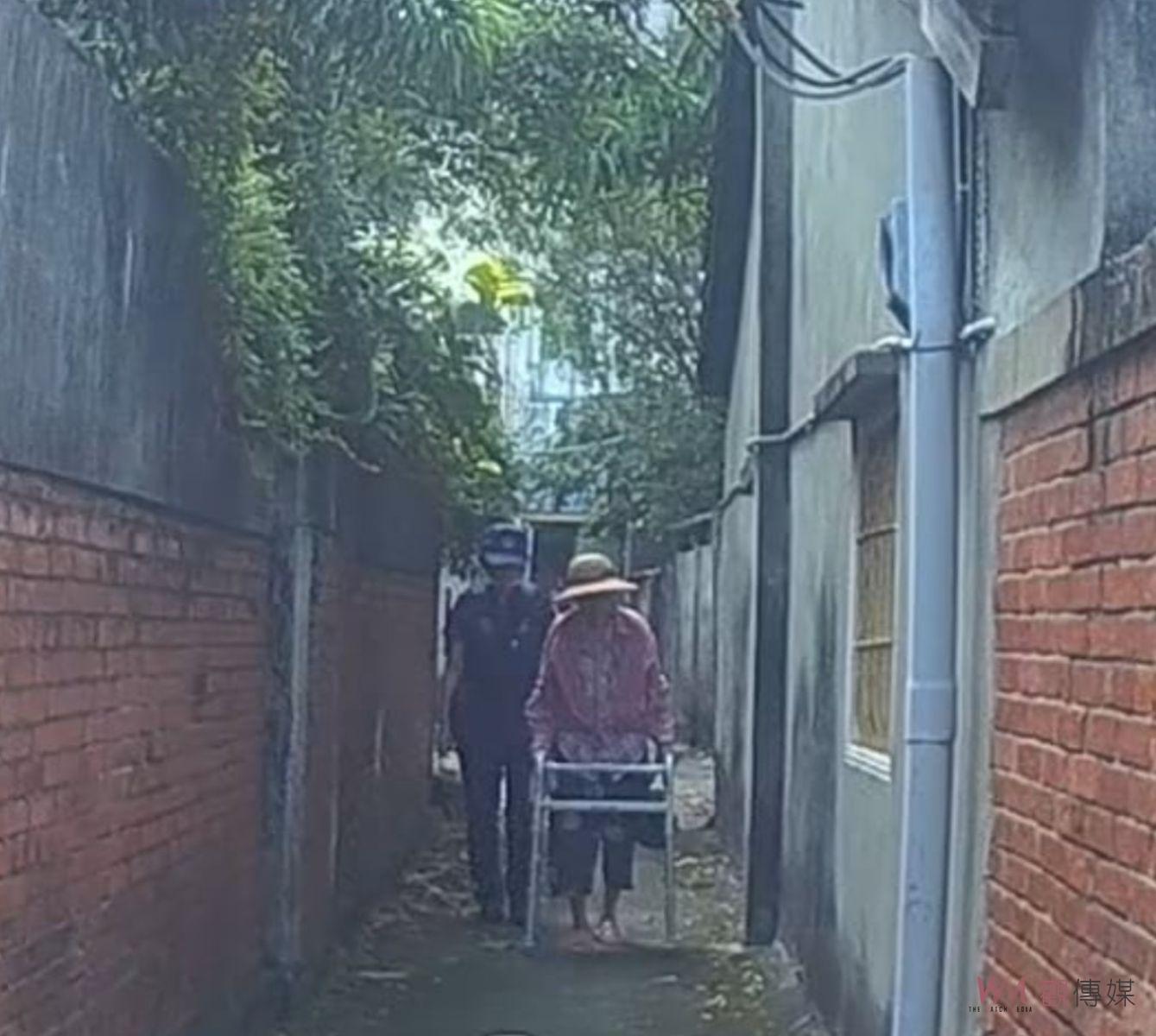 北港暖警熱心服務 護送行動不便老婦返家 - https://www.watchmedia01.com