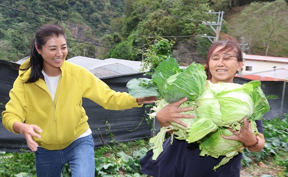 山陀兒颱風陸上警戒 許淑華不畏強風上山關心防災準備 - https://www.watchmedia01.com