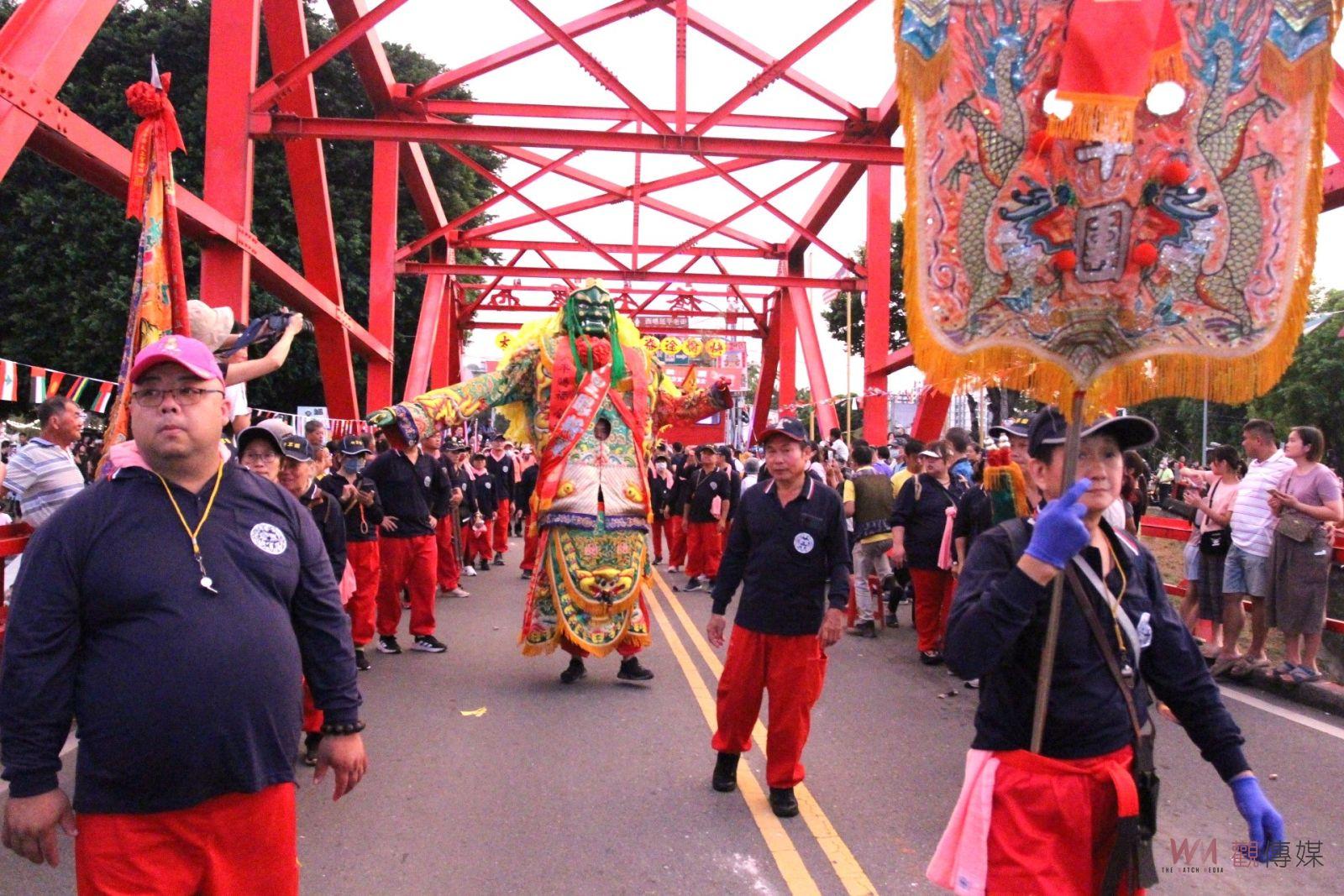 西螺大橋藝陣大會香祈福 施放璀璨焰火暖場慶雙十 - https://www.watchmedia01.com