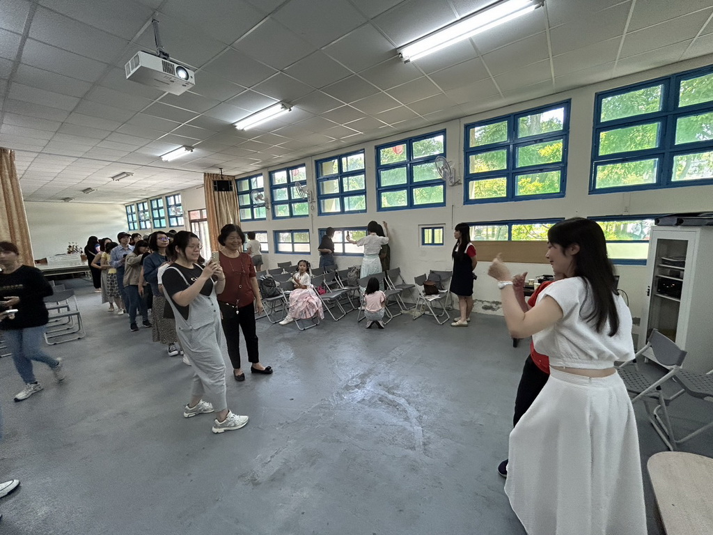 勵馨基金會台灣女孩日講座 靚女檢座陳漢章以親身走過談跨越性別心境 - https://www.watchmedia01.com