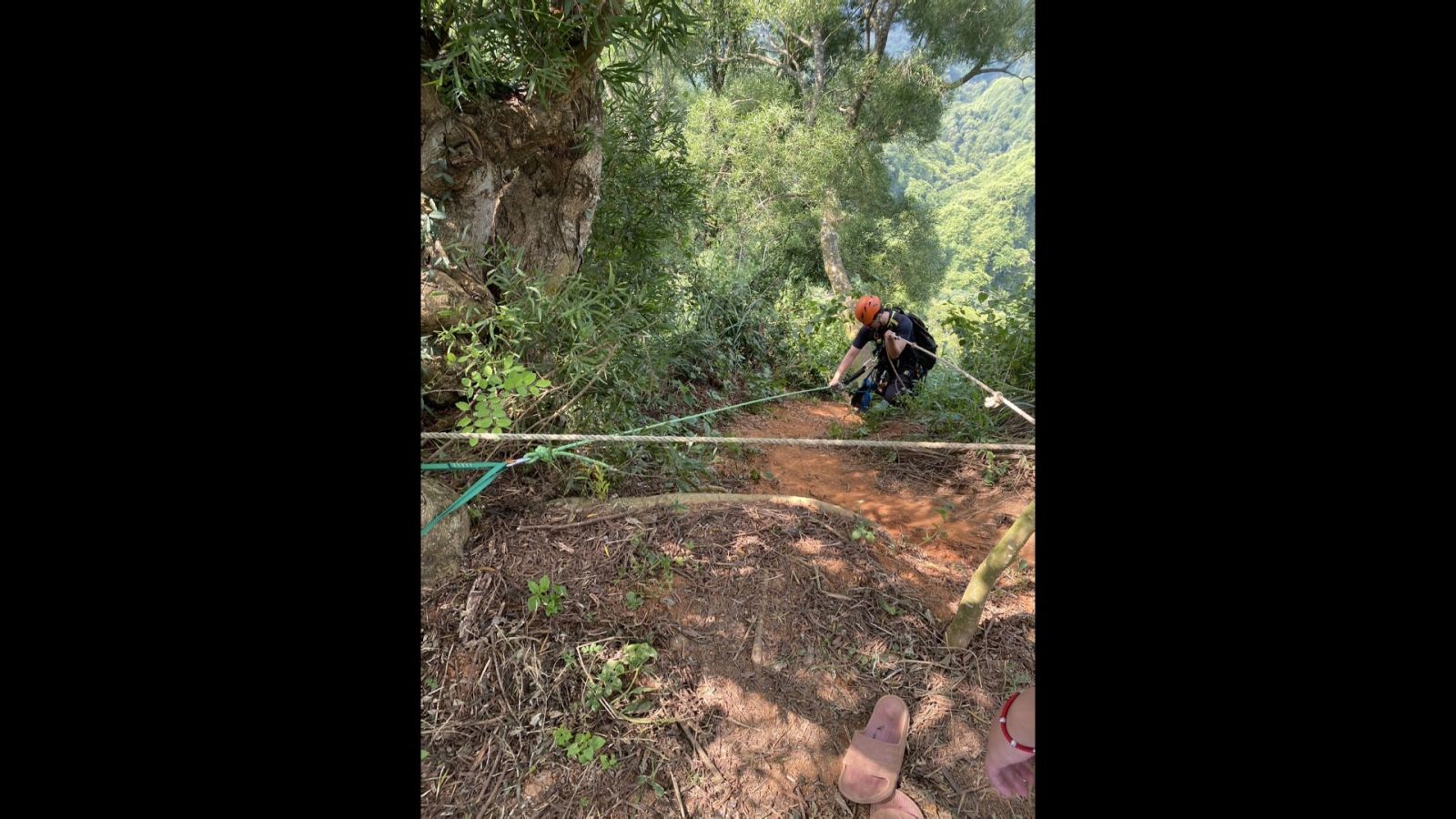 登山傳憾事！內樹尾山驚悚意外！夫妻登山之旅變悲劇 - https://www.watchmedia01.com
