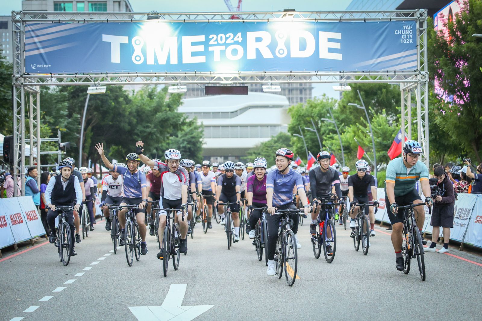 台中「2024時代騎輪節」 逾5,200名車友挑戰102K - https://www.watchmedia01.com