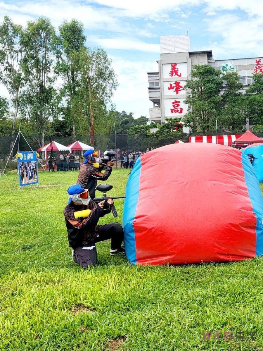 30隊近200人青春熱血打漆彈 與雲警共同反煙彈 - https://www.watchmedia01.com