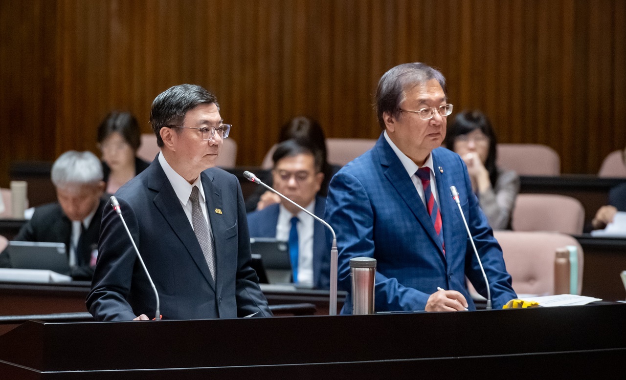 少子化與失智危機加劇　劉建國質詢：籲政府需加速應對 - https://www.watchmedia01.com