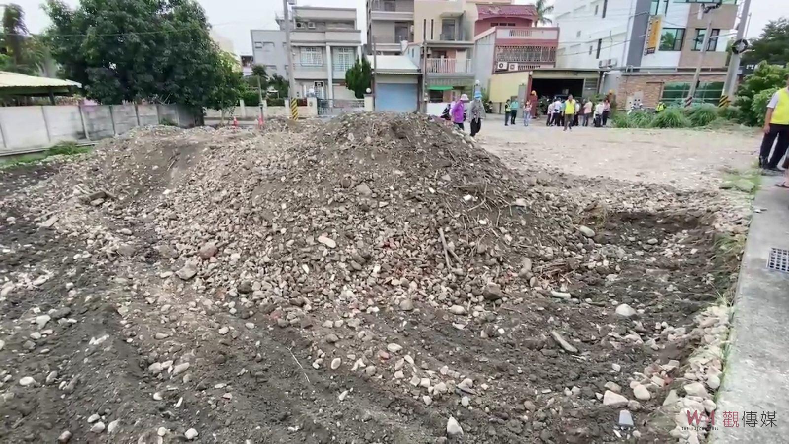 （有影片）／廢棄土方傾倒　溪洲鄉眉州自辦市地重劃淪為廢土傾倒天堂 - https://www.watchmedia01.com